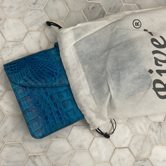 River turquoise blue real Crocodile leather handbag/Clutch barely worn-mint! - Picture 6 of 7